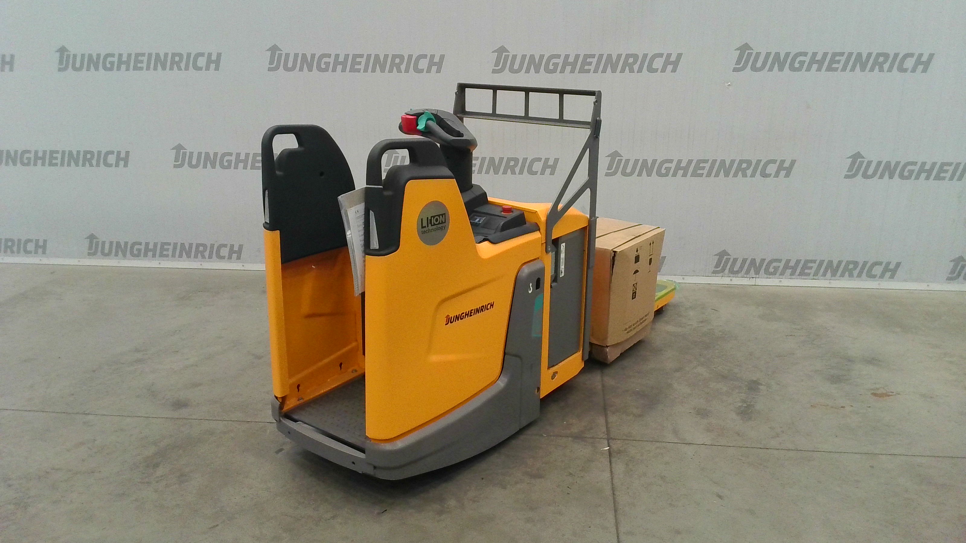 ERE 225 — Truck photo · 91685568