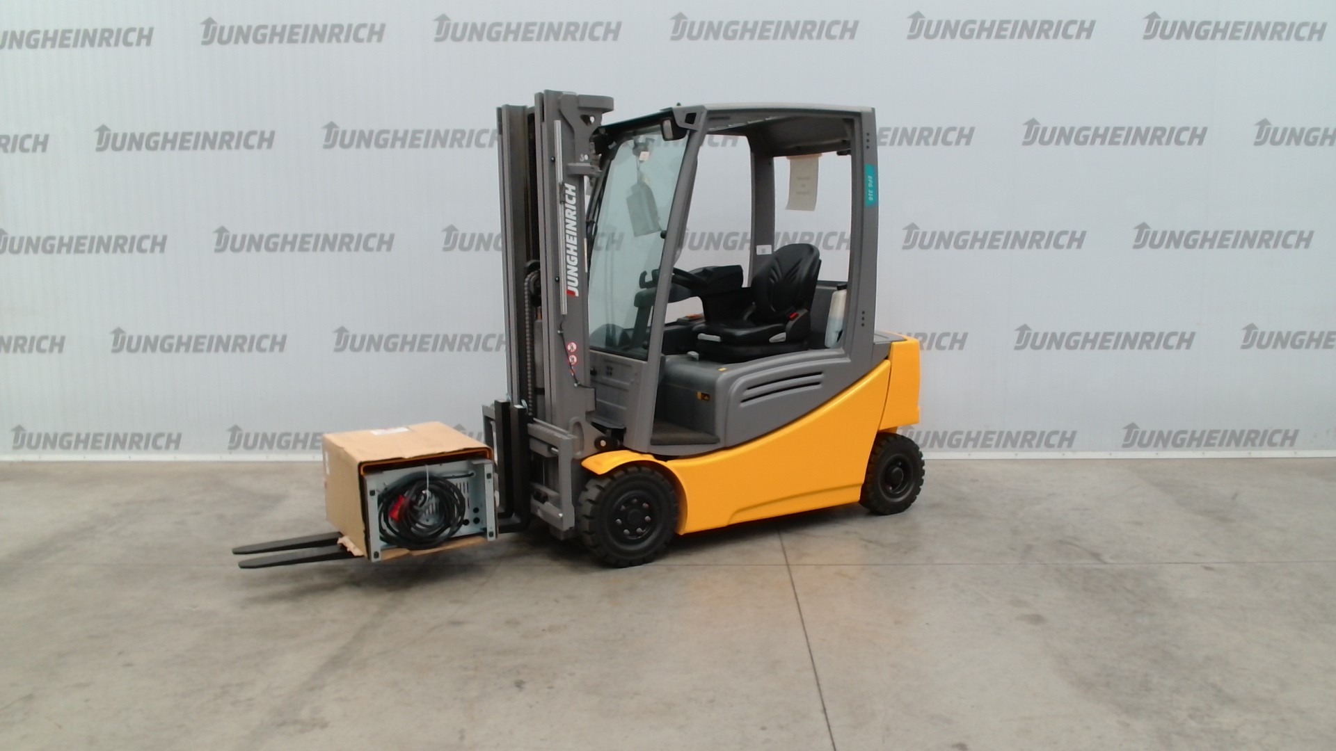 EFG 316 — Truck photo · FN617998