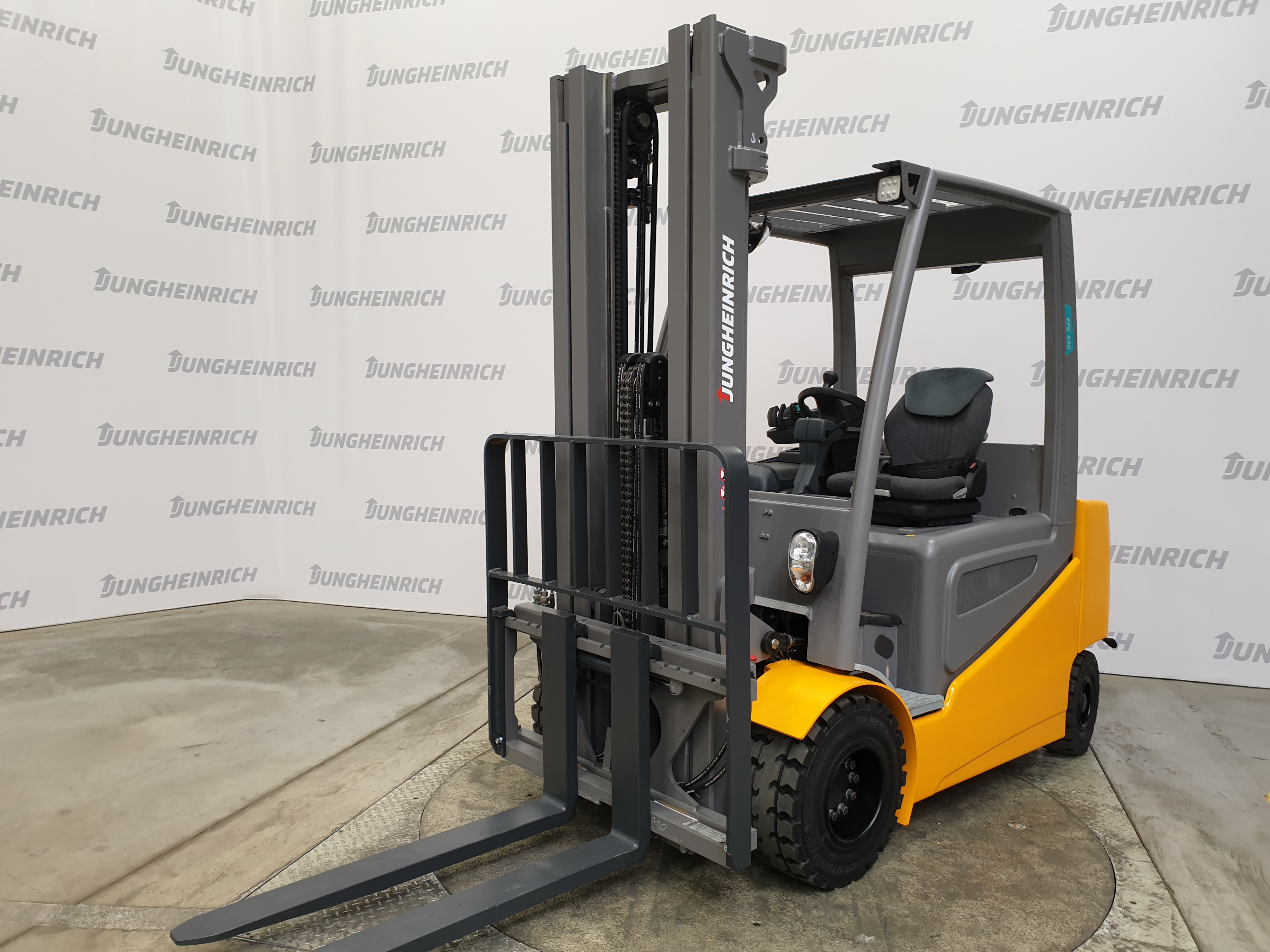 EFG 430 — Truck photo · FN627601