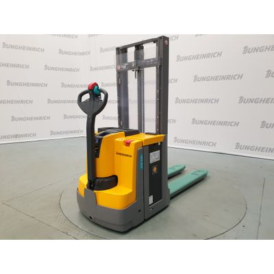 EJD 220